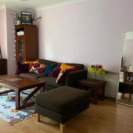 公寓 Cosy For 2 Month Let In Central Location . *