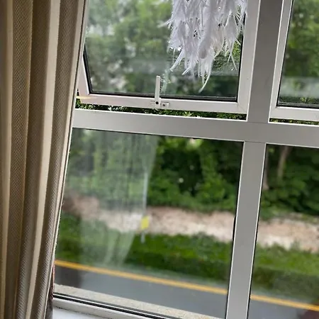 Cosy For 2 Month Let In Central Location . Apartamento