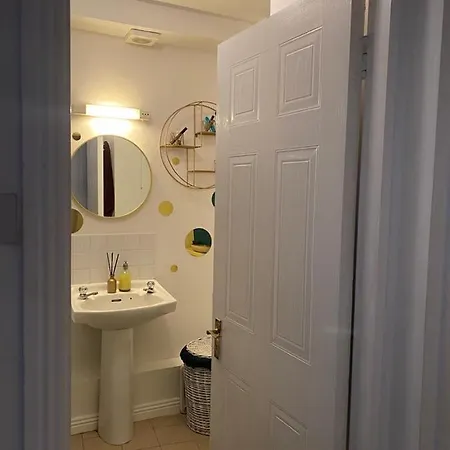 Cosy For 2 Month Let In Central Location . Appartement Dublin