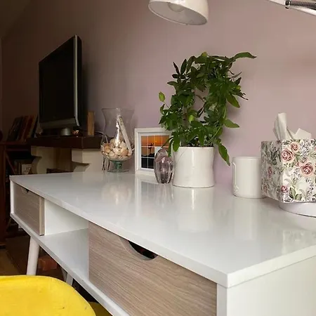 Cosy For 2 Month Let In Central Location .